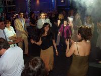 entspannt tanzende Menschen, Quelle: DTF