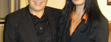 junge Frau und Zülfü Livaneli