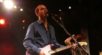 Sänger/Guitarrist auf der Bühne, Quelle: DTF