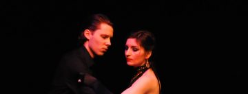 Tango-Tanzpaar auf der Bühne