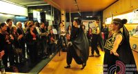 tanzende Frauen in traditioneller Kleidung, Quelle: DTF
