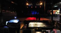 leere Halle mit Mischpult, Quelle: DTF