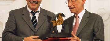 Edzard Reuter bei der Preisübergabe