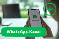 Smartphone mit WhatsApp Logo, Quelle: Canva